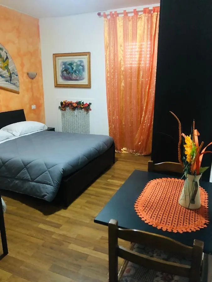 Konukevi Affittacamere Selene Sanremo İtalya