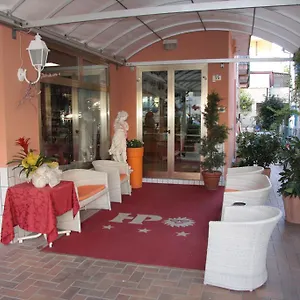 Peonia 3*, Rimini Italia